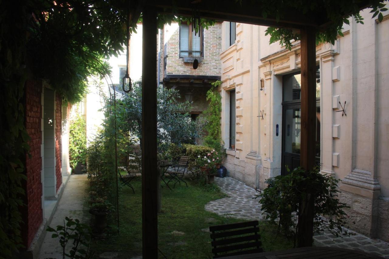 Le Refuge Des Cordeliers Apartment ล็อง ภายนอก รูปภาพ
